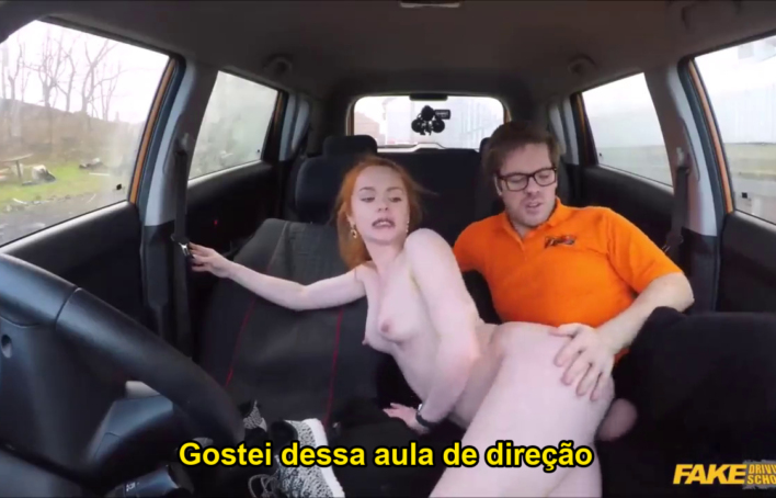 Aluna agradeceu ao instrutor com uma transa no carro — Fake Driving School legendado