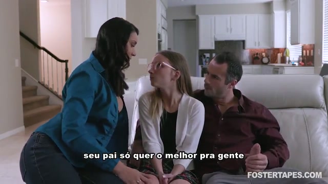 Enteada transa com pais adotivos – Incesto Legendado