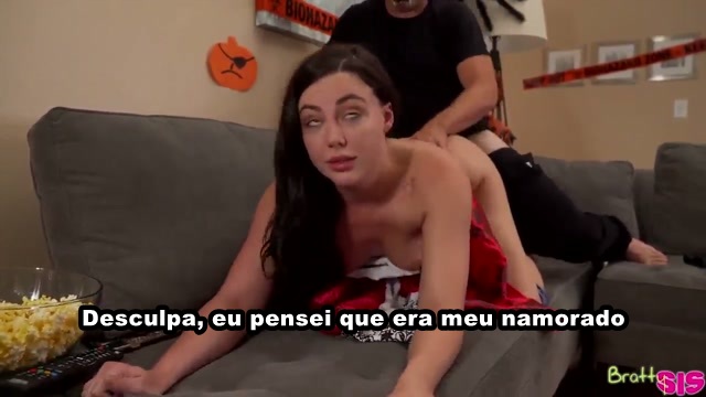 Irmã confunde irmão com namorado e transa com ele – Incesto Legendado