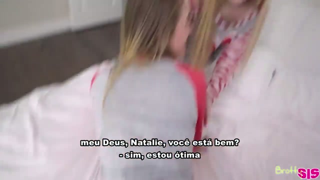 Irmãos fazem ménage bem safado – Incesto Legendado
