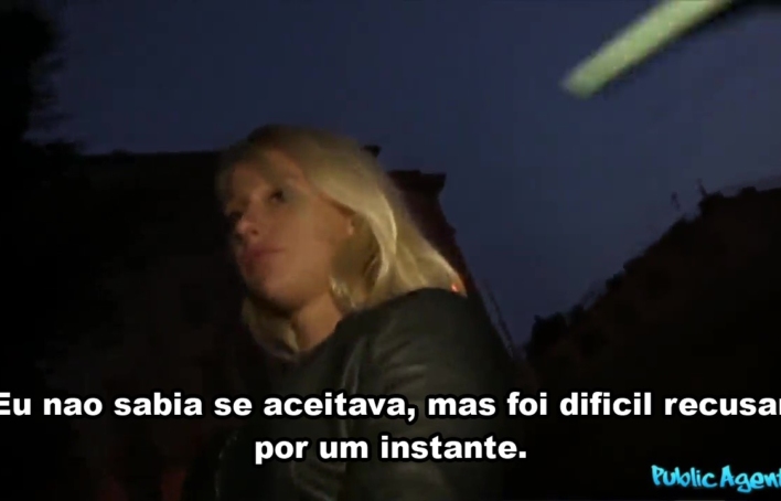Loira se surpreendeu com uma proposta inesperada depois de uma conversa – Public Agent Legendado