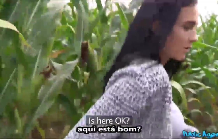 Novinha encontrou uma aventura fora do roteiro depois de uma surpresa – Public Agent Legendado