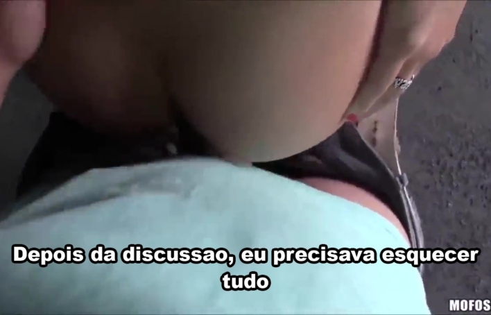 Novinha esqueceu a briga com uma aventura inesperada – Mofos Legendado