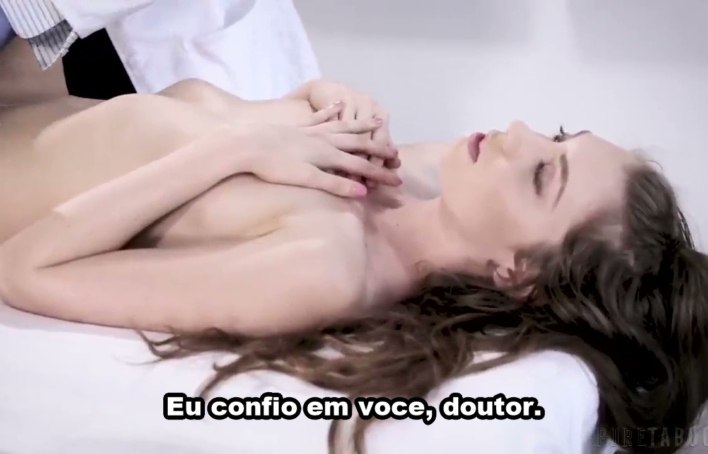Novinha perde a virgindade no consultorio – Sexo com médico legendado